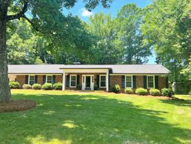 928 Brentwood Dr - Photo 1 of 1