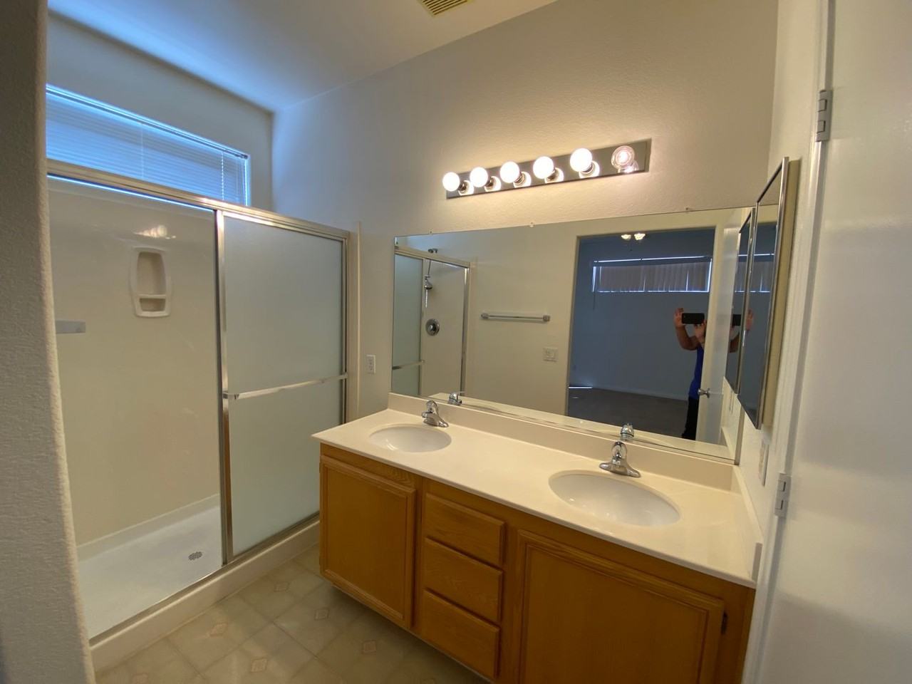 10537 Cedar Run Ct - Photo 7 of 12