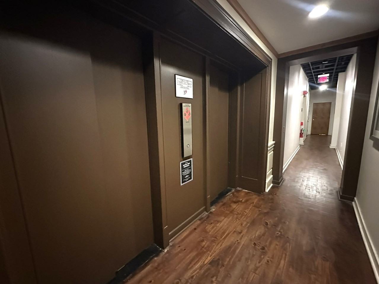 1510 Chestnut St - Photo 7 of 45