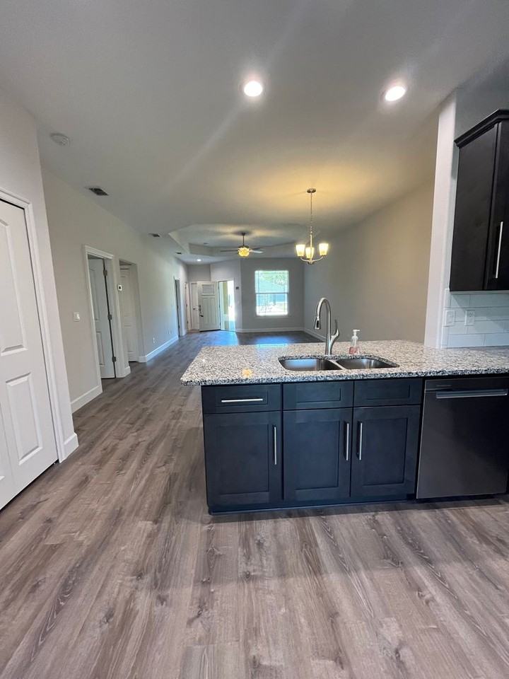 38 Pine Hill Ln Unit B - Photo 6 of 16