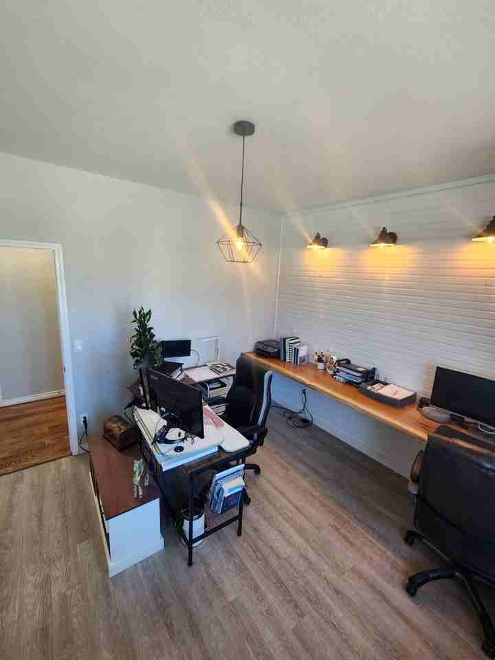 5935 Harney Dr - Photo 4 of 40