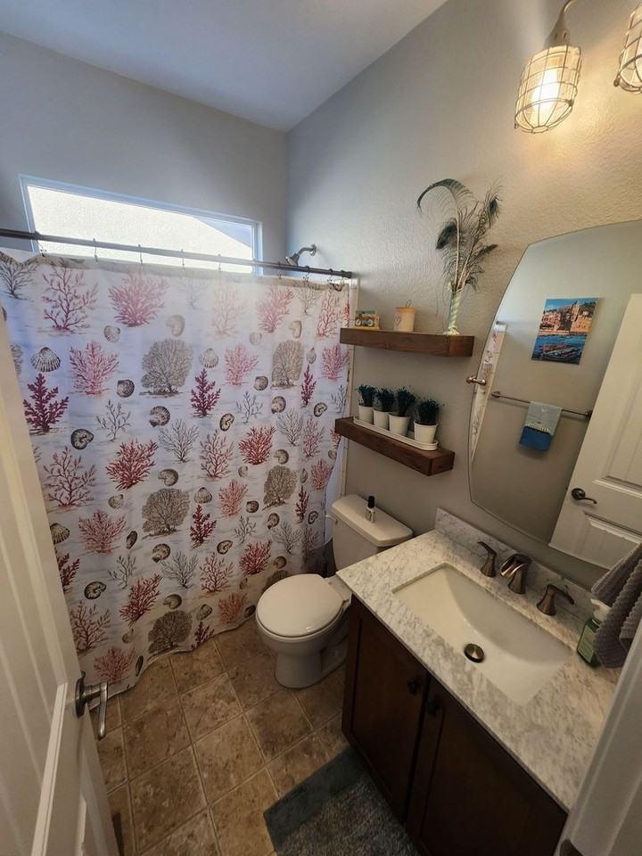 5935 Harney Dr - Photo 5 of 40