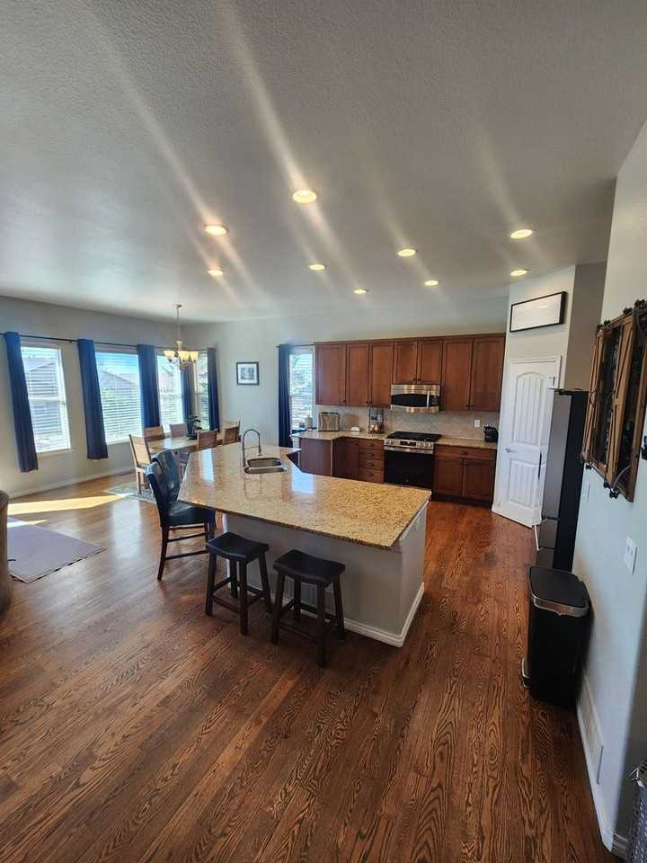 5935 Harney Dr - Photo 6 of 40