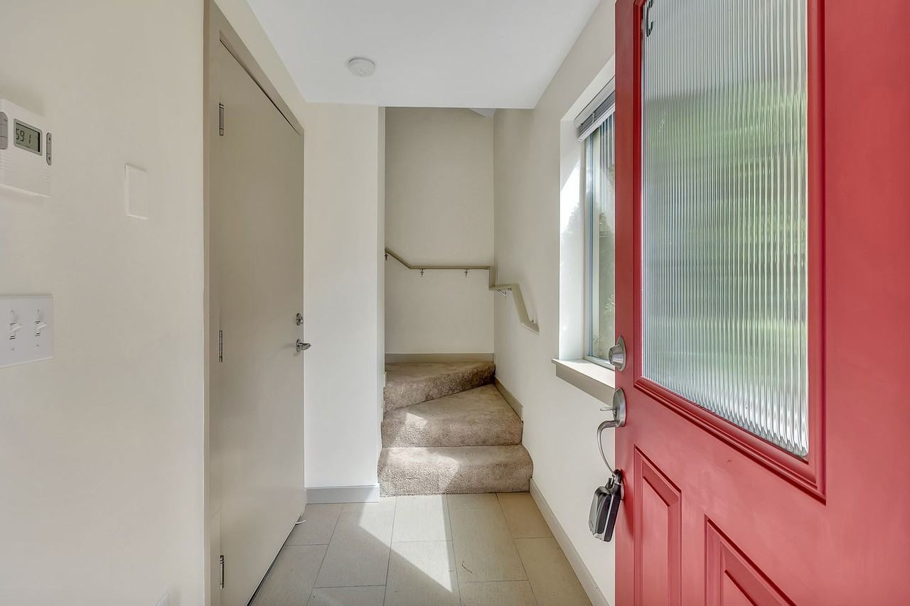 4781 35th Ave S #C - Photo 5 of 21