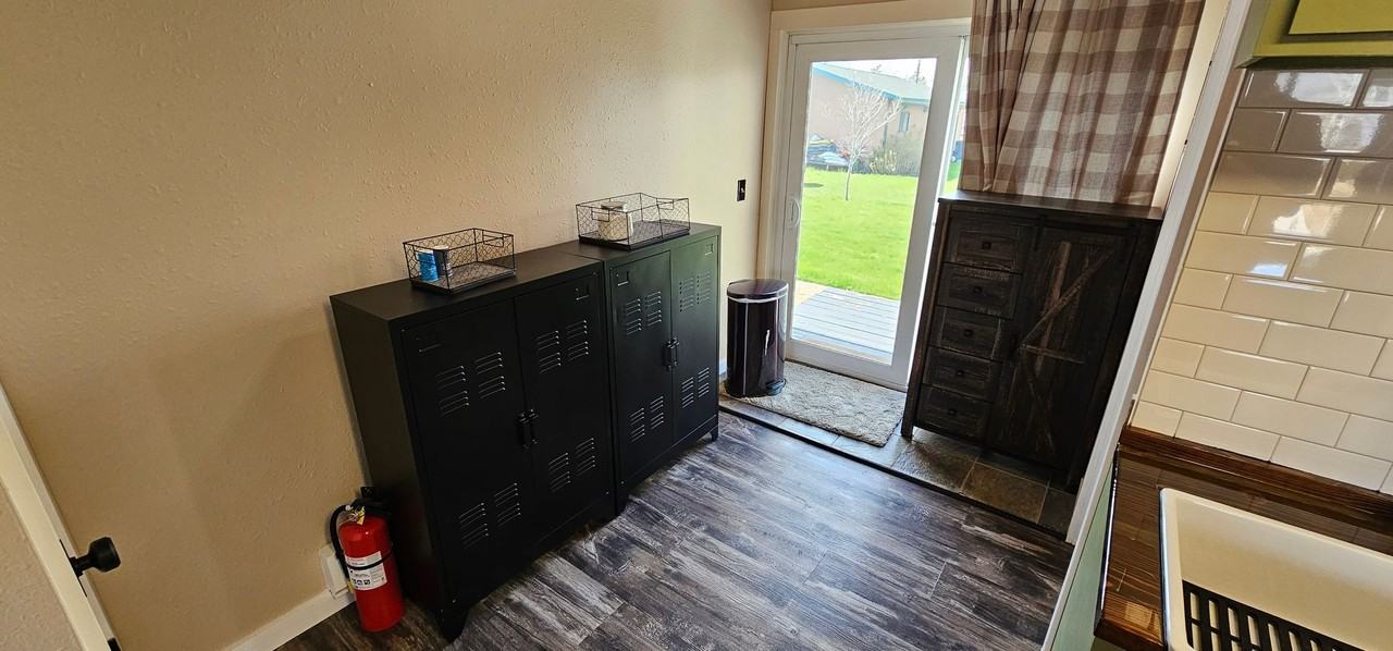 505 Montana St #2 - Photo 7 of 24