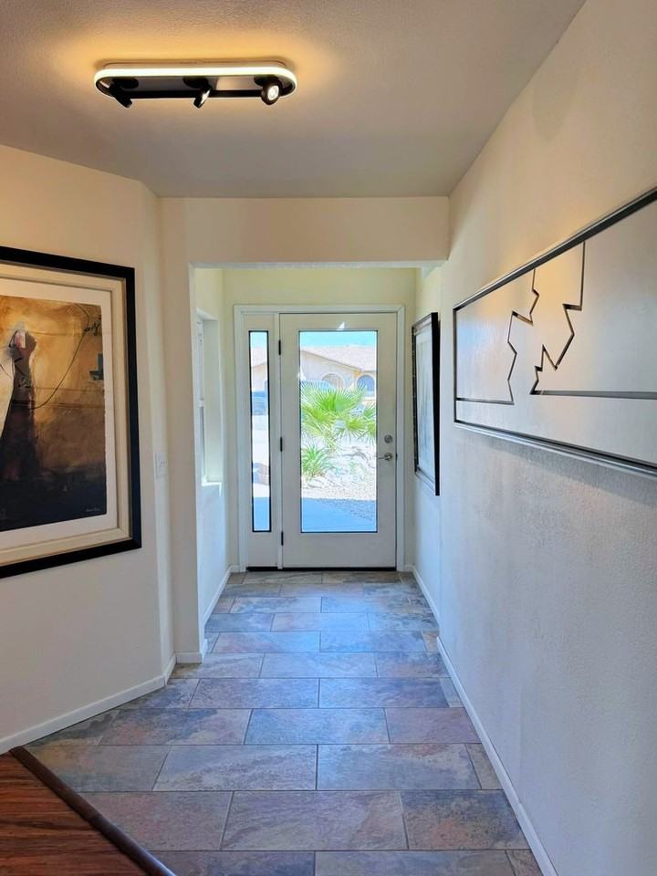 3409 E Moreno Ln - Photo 3 of 28