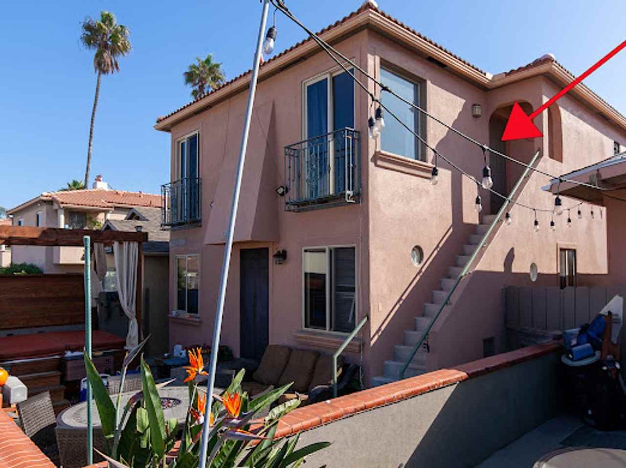 725 Santa Barbara Pl - Photo 2 of 48