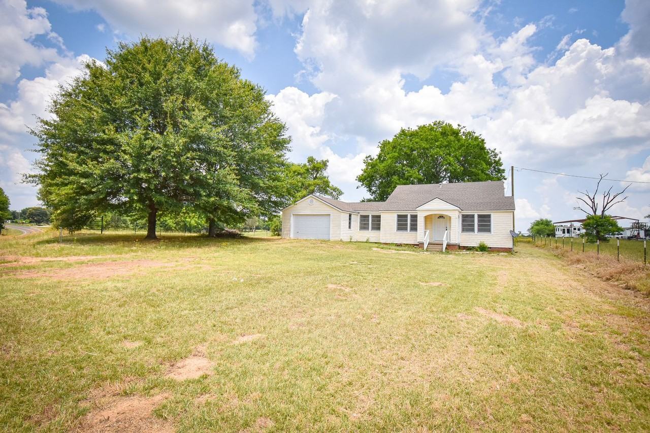 13292 State Highway 110 N - Photo 2 of 23