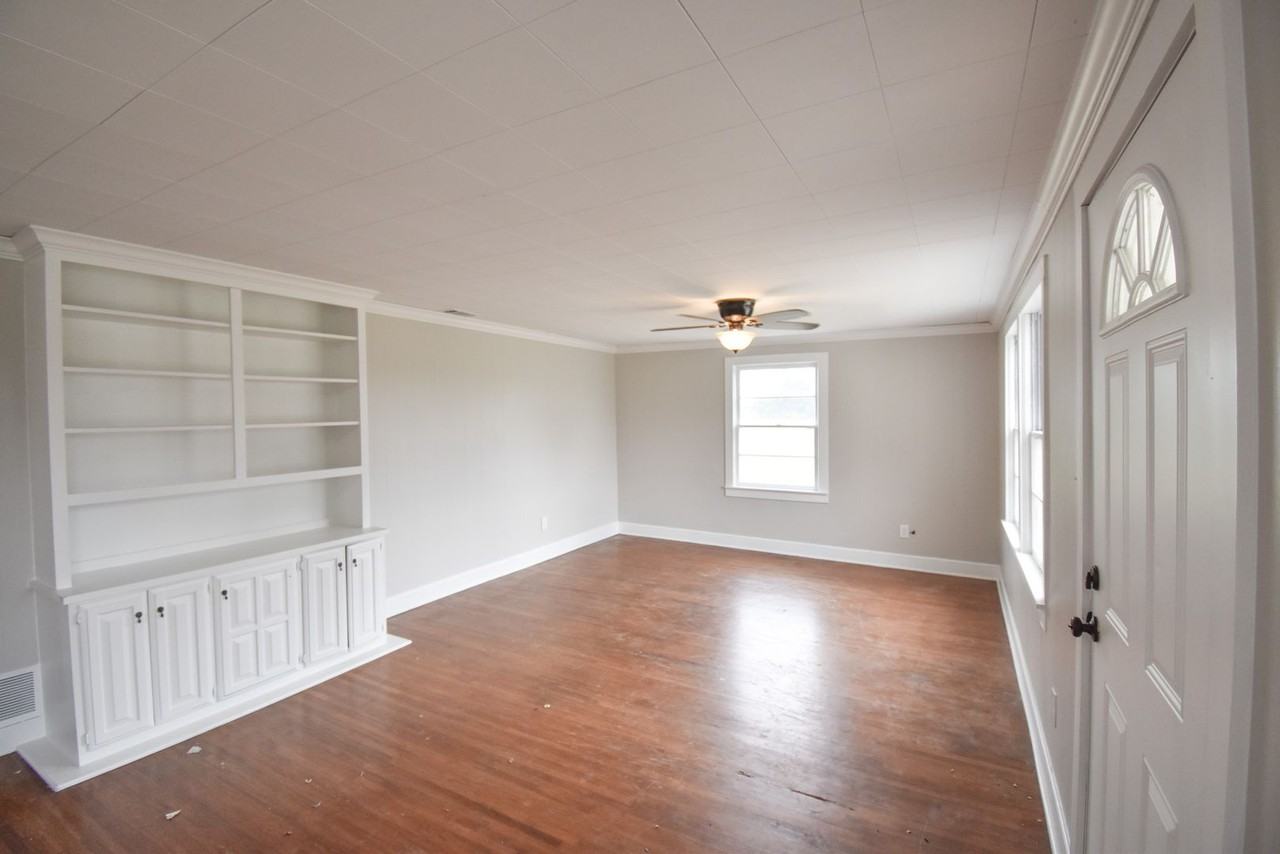 13292 State Highway 110 N - Photo 3 of 23