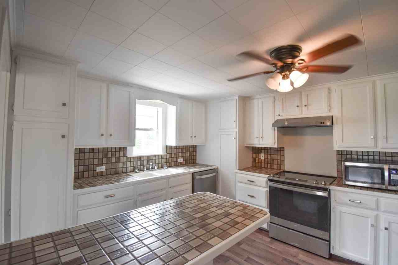 13292 State Highway 110 N - Photo 5 of 23