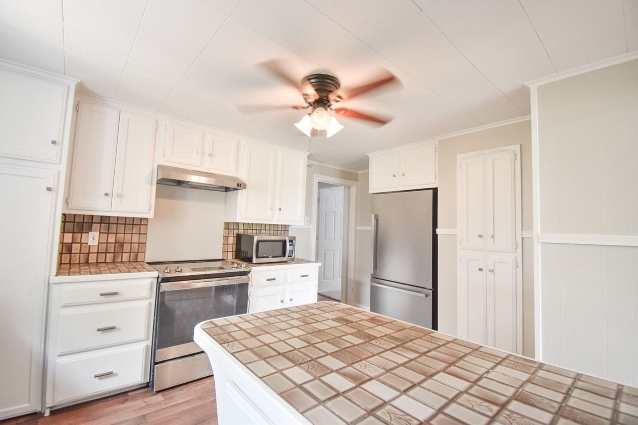 13292 State Highway 110 N - Photo 6 of 23