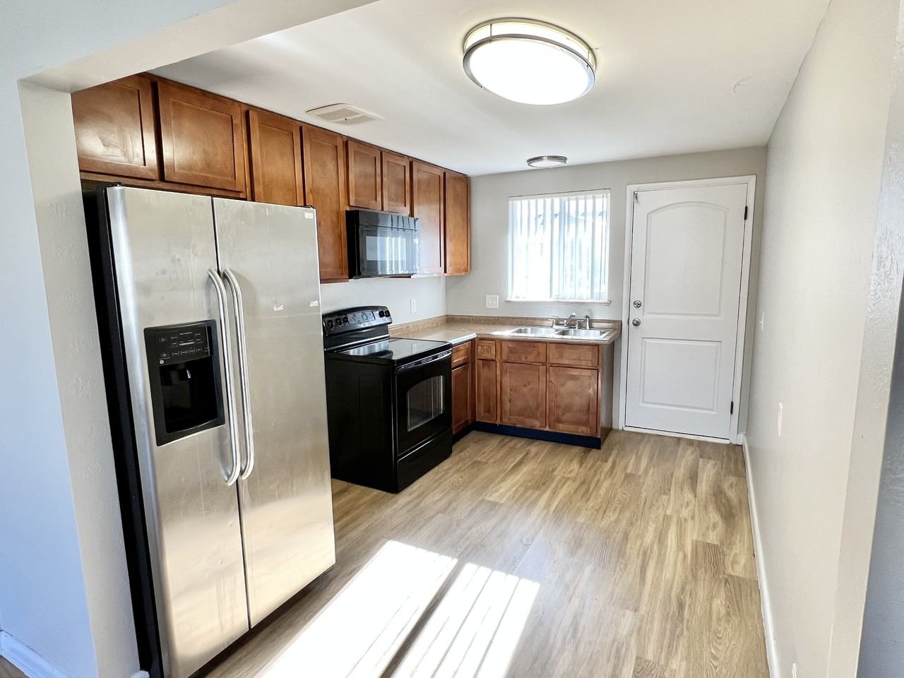 6700 West 37th Place - Photo 3 of 5