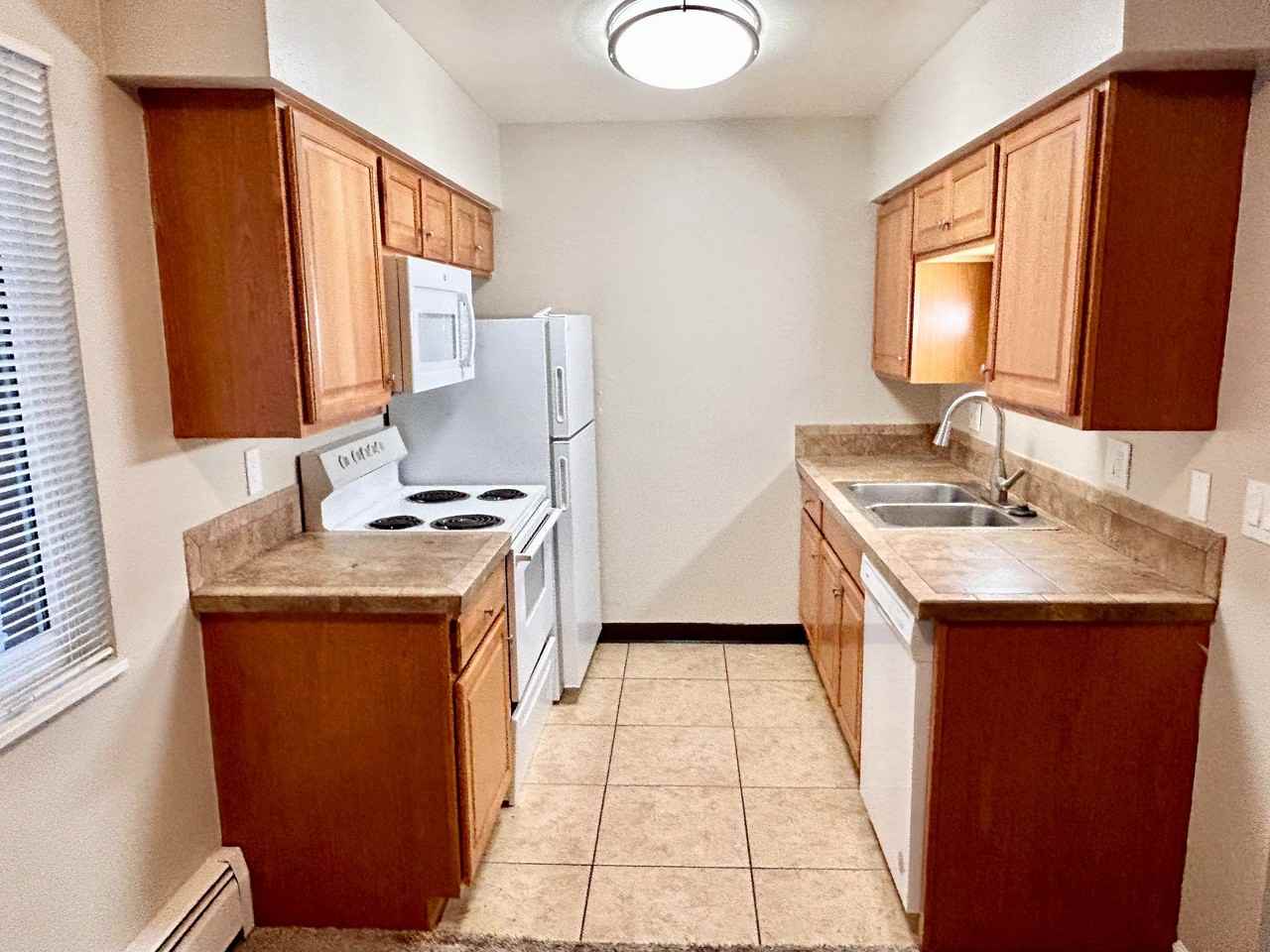 947-951 Allison Street - Photo 4 of 19