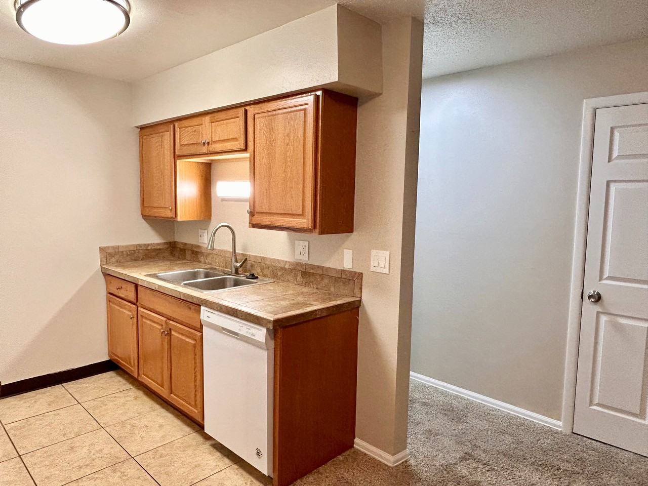 947-951 Allison Street - Photo 5 of 19