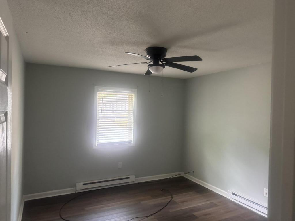 1621 Cypress St - Photo 4 of 6