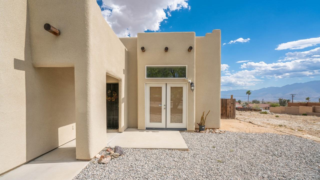 66795 1st St - Photo 3 of 21