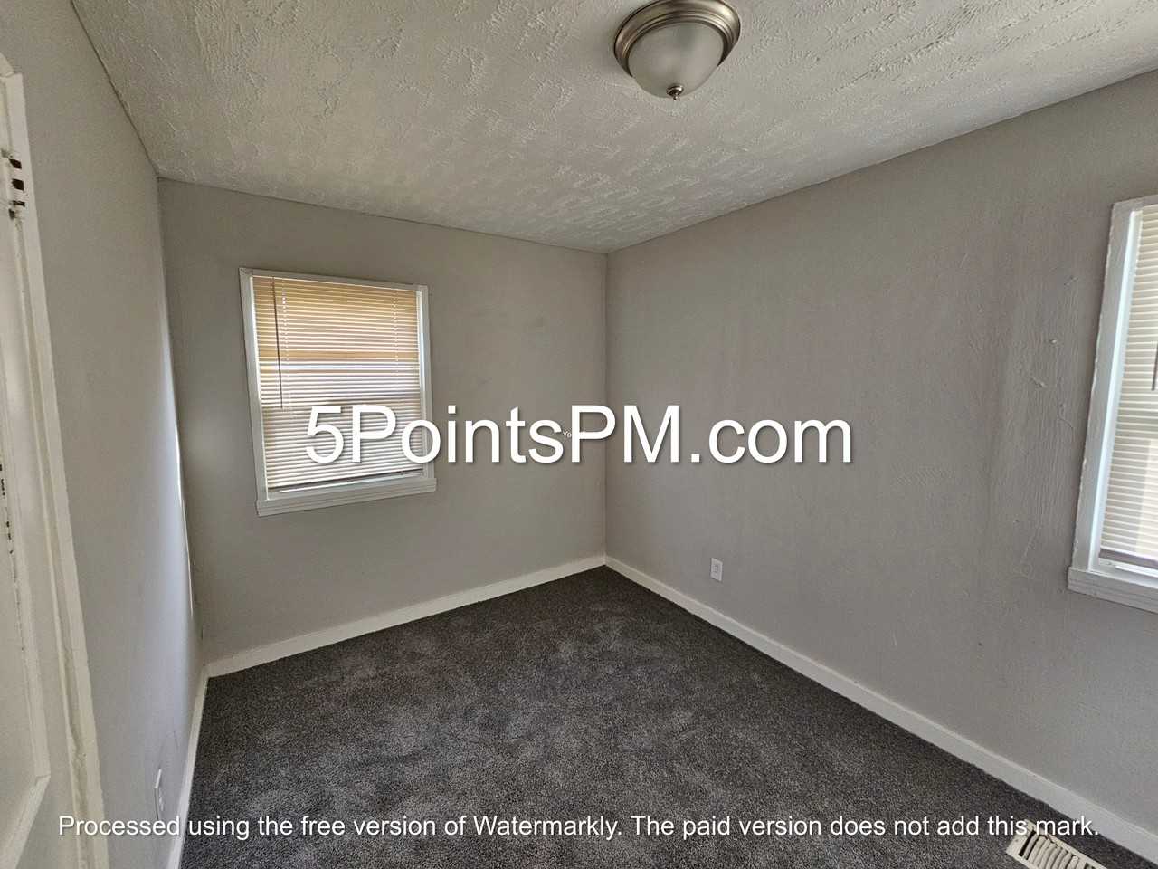 4332 E 143rd St - Photo 5 of 14