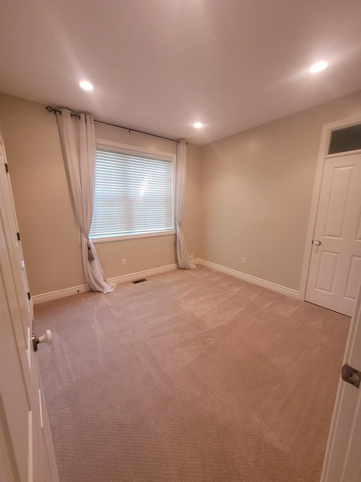 867 N Swiss Farm Ct - Photo 2 of 19