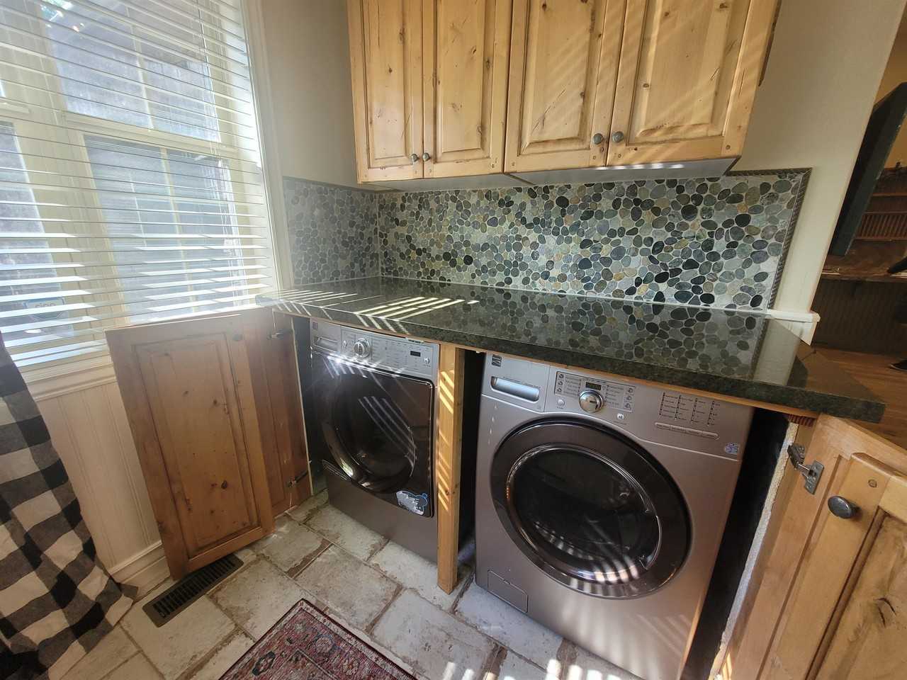 867 N Swiss Farm Ct - Photo 5 of 19