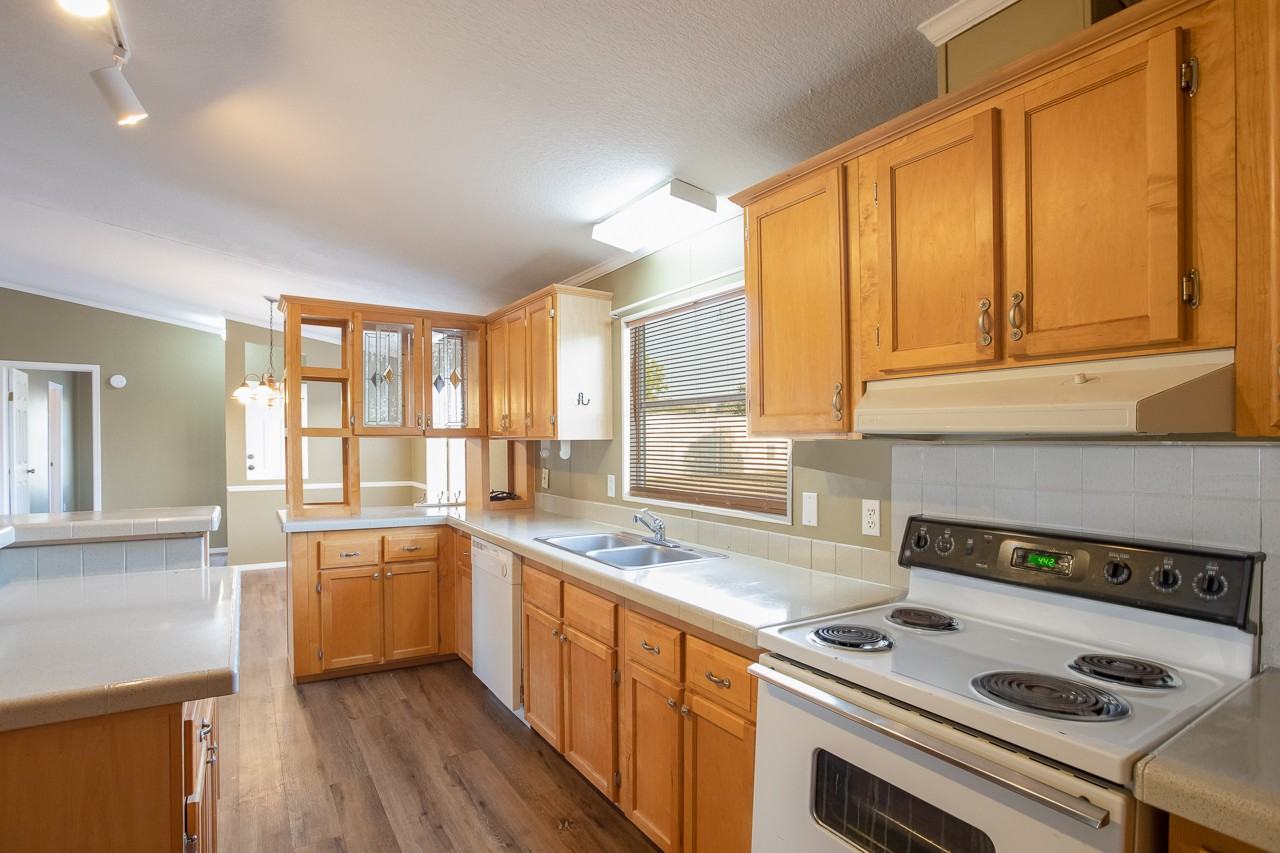 227 Private Road - Photo 2 of 10