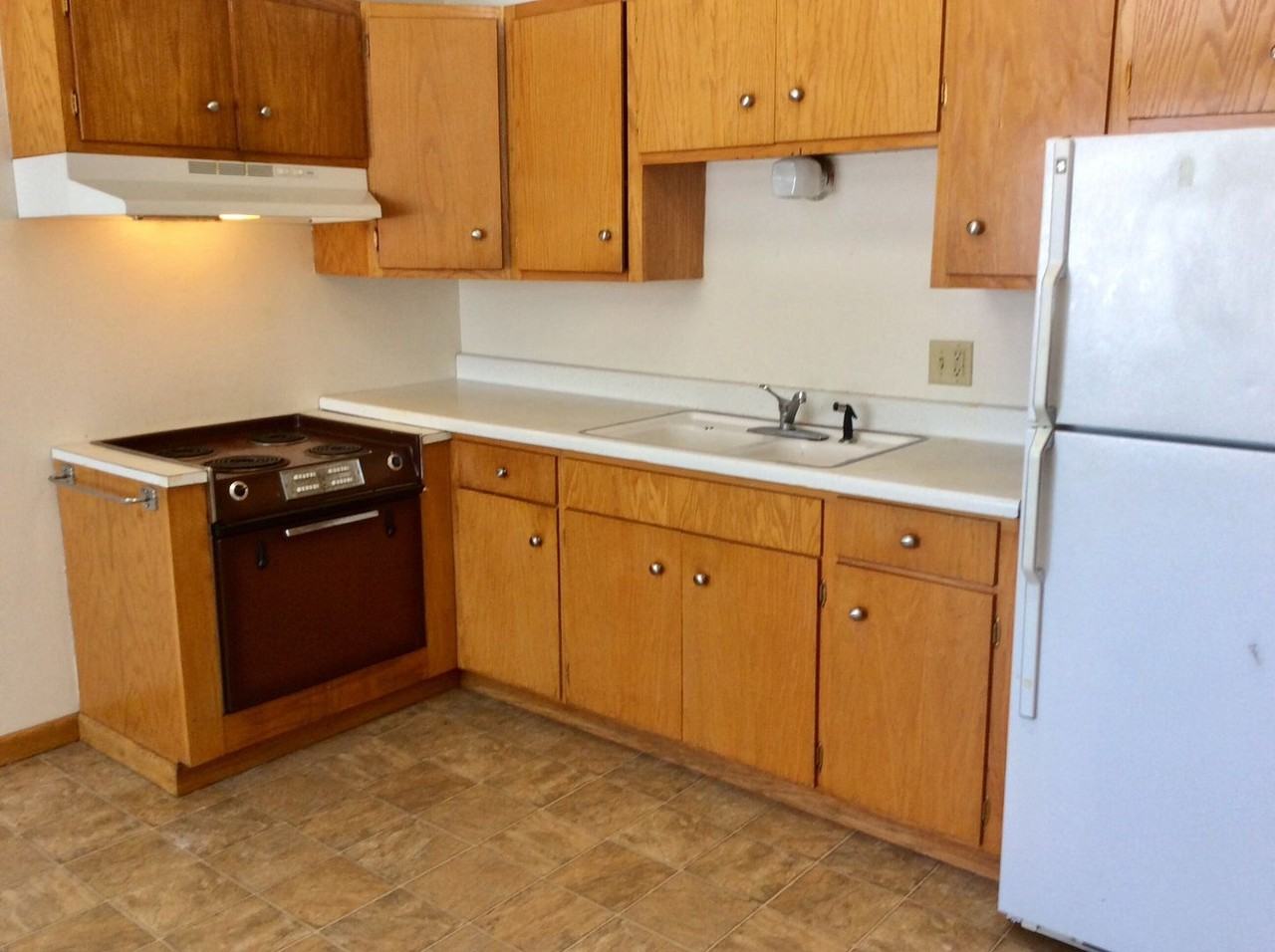 West Side Terrace - Photo 2 of 12