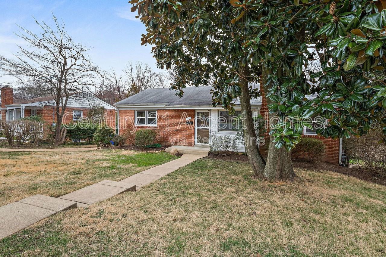 1 N Manchester St - Photo 3 of 50