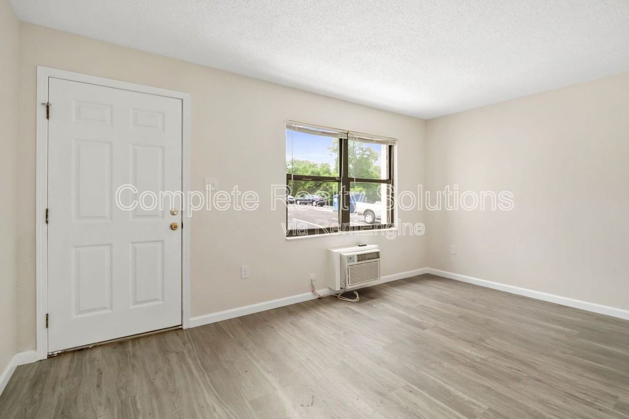 790 Country Aire Ct #103 - Photo 2 of 21