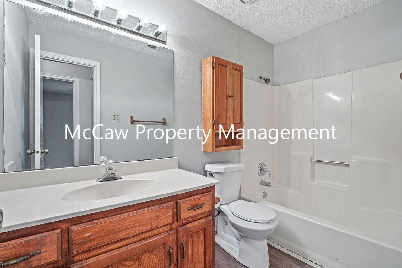 715 Long Ct - Photo 5 of 15