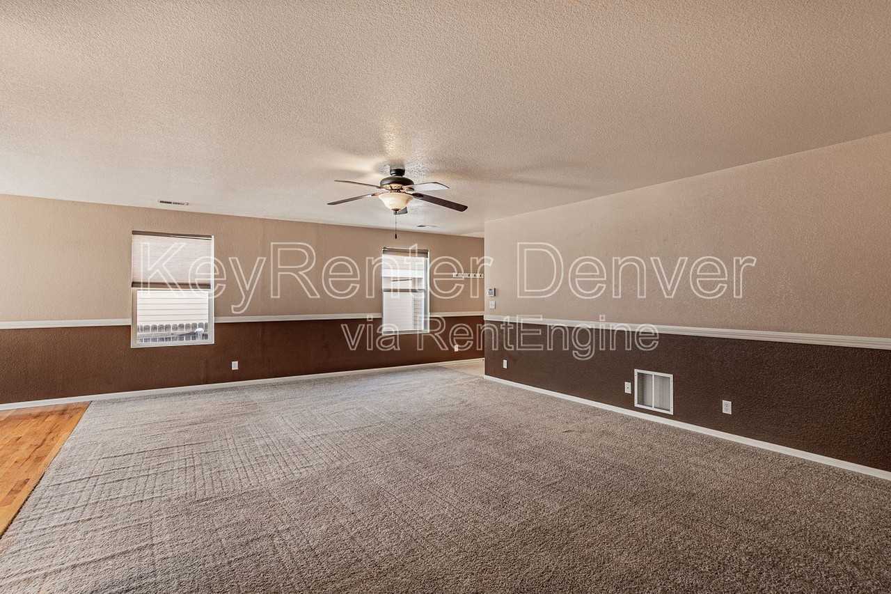 10968 York St - Photo 7 of 30