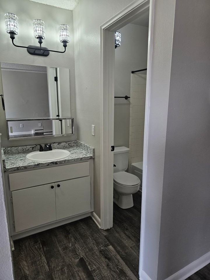 1465 Alvarado Drive - Photo 4 of 9