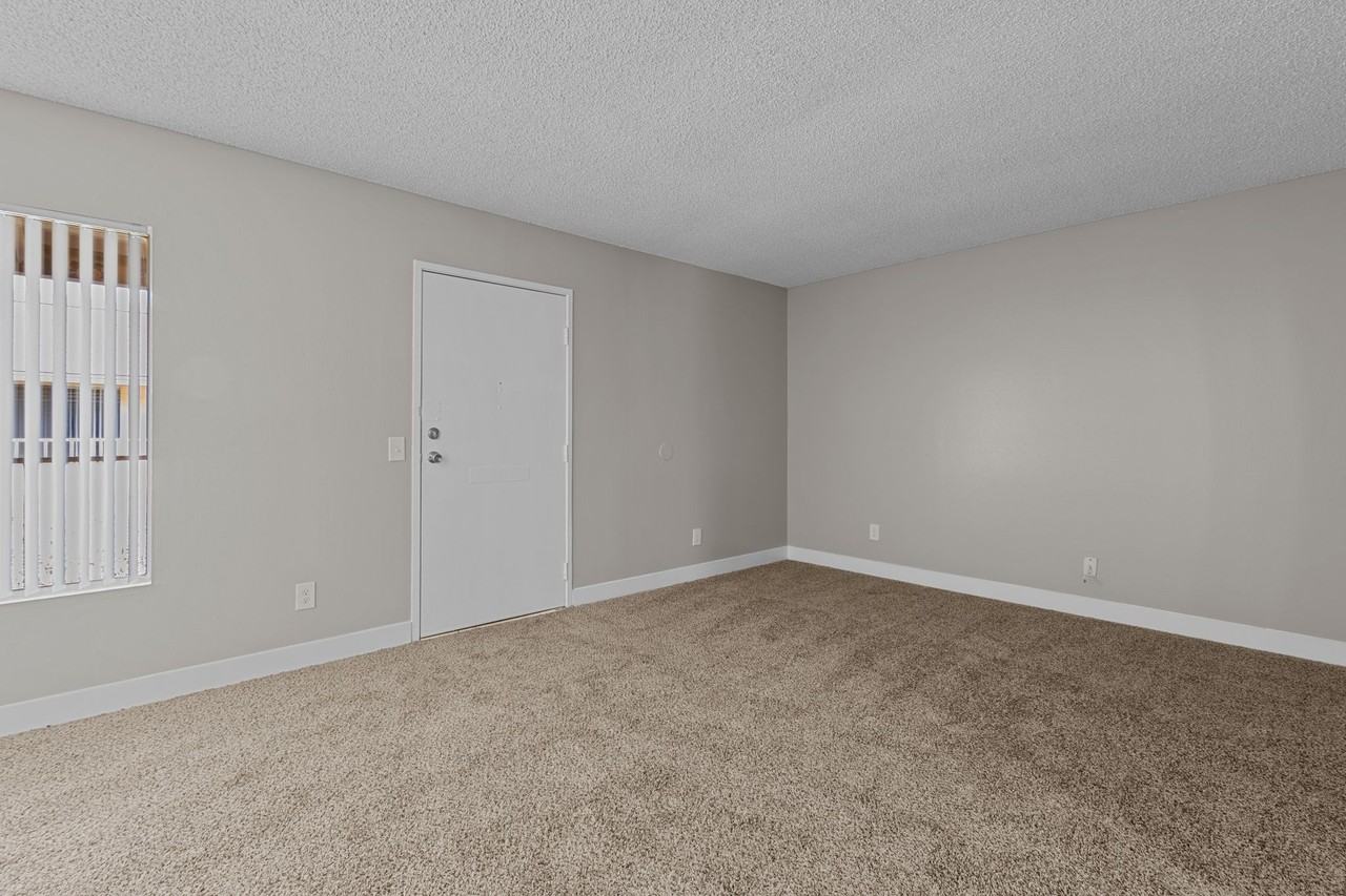 Arlington Gardens - Photo 4 of 27