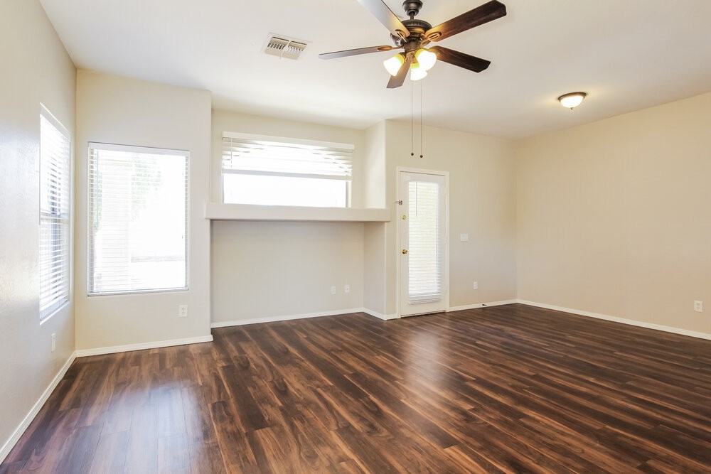 12917 W Aster Dr - Photo 3 of 16