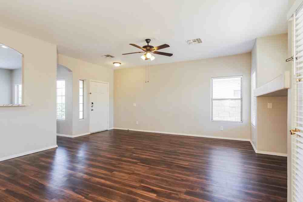 12917 W Aster Dr - Photo 5 of 16