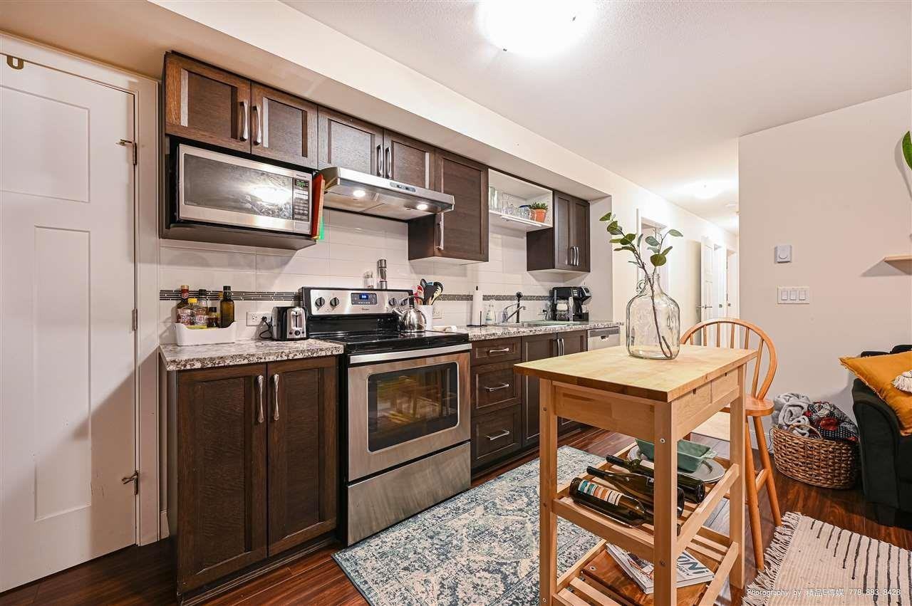 16736 22A Avenue - Photo 2 of 7