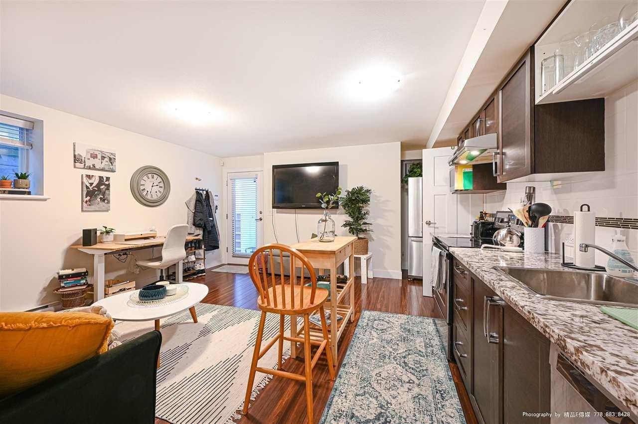 16736 22A Avenue - Photo 3 of 7
