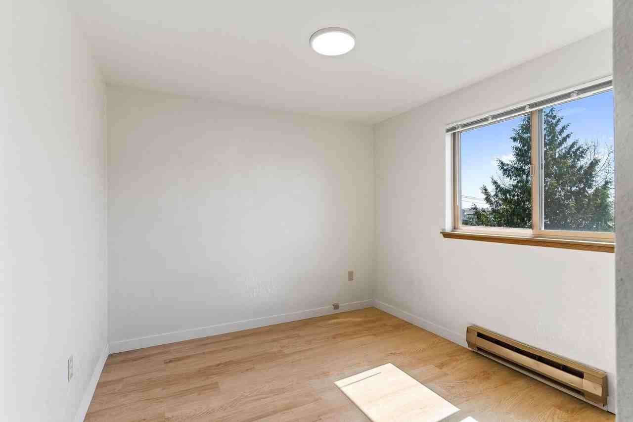 Maplewood Apartments - Photo 6 of 50