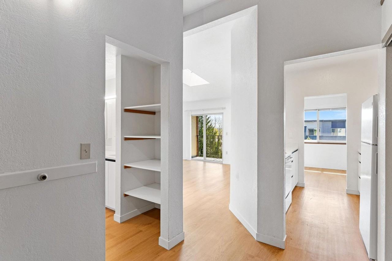 Maplewood Apartments - Photo 5 of 50