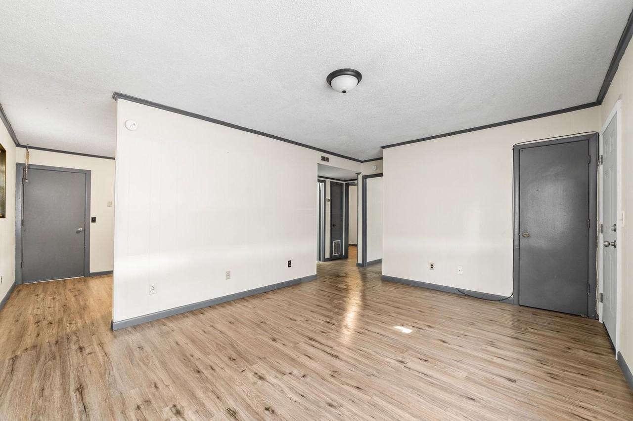 Malibu Apartments - Photo 3 of 22