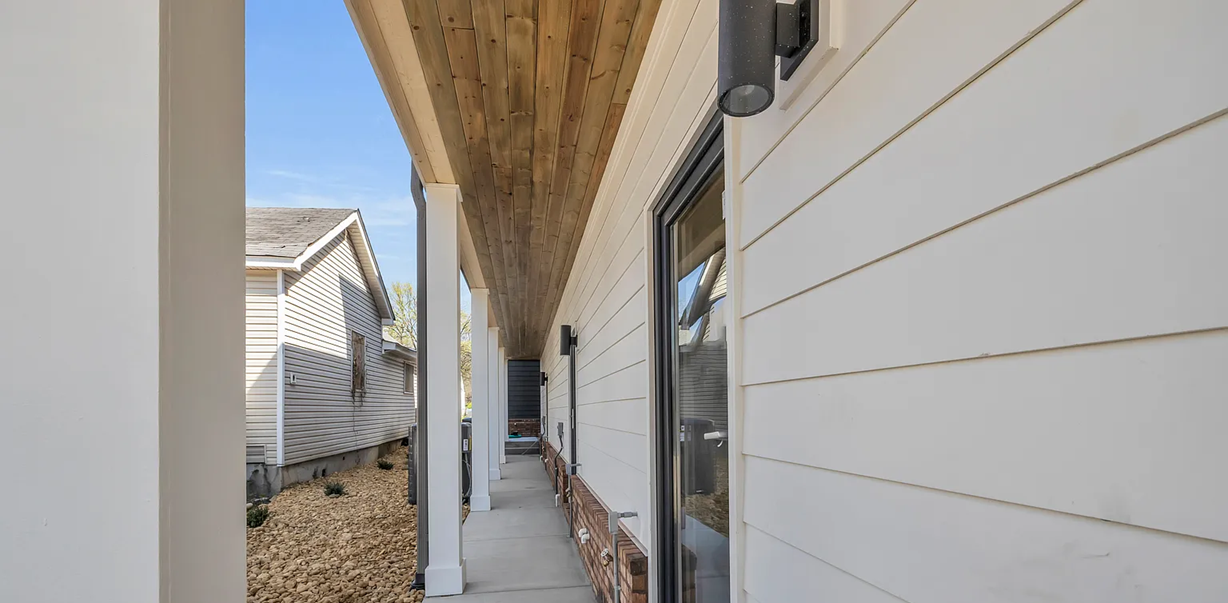 2248 Bailey Ave - Photo 5 of 39