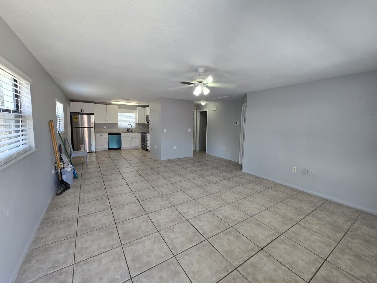5424 Amy Ln - Photo 3 of 19
