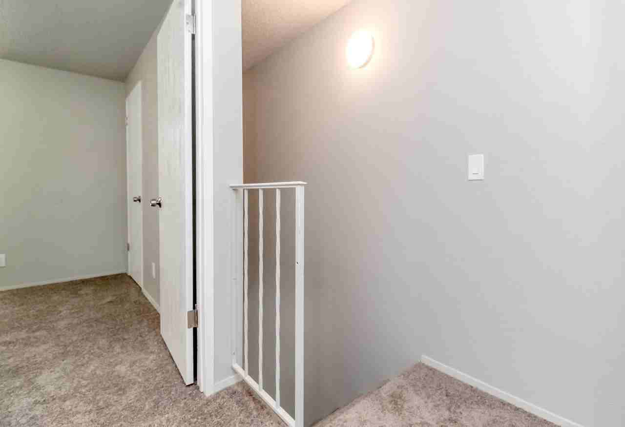 Olympia Townhouses - Photo 3 of 16