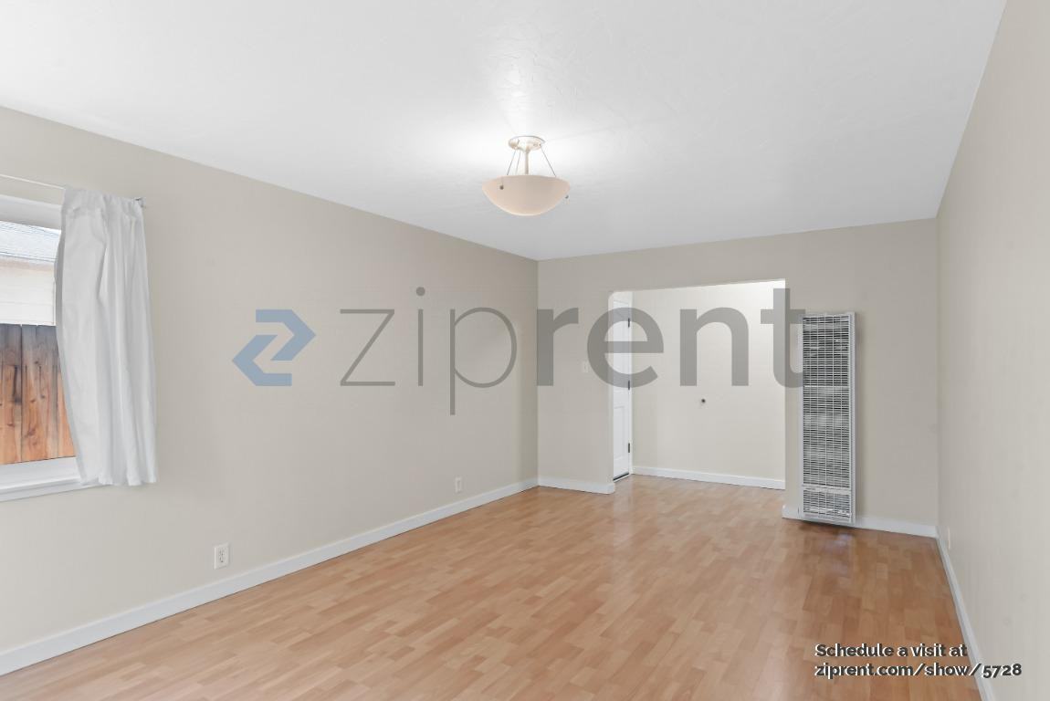 1420 6th St - Photo 2 of 20