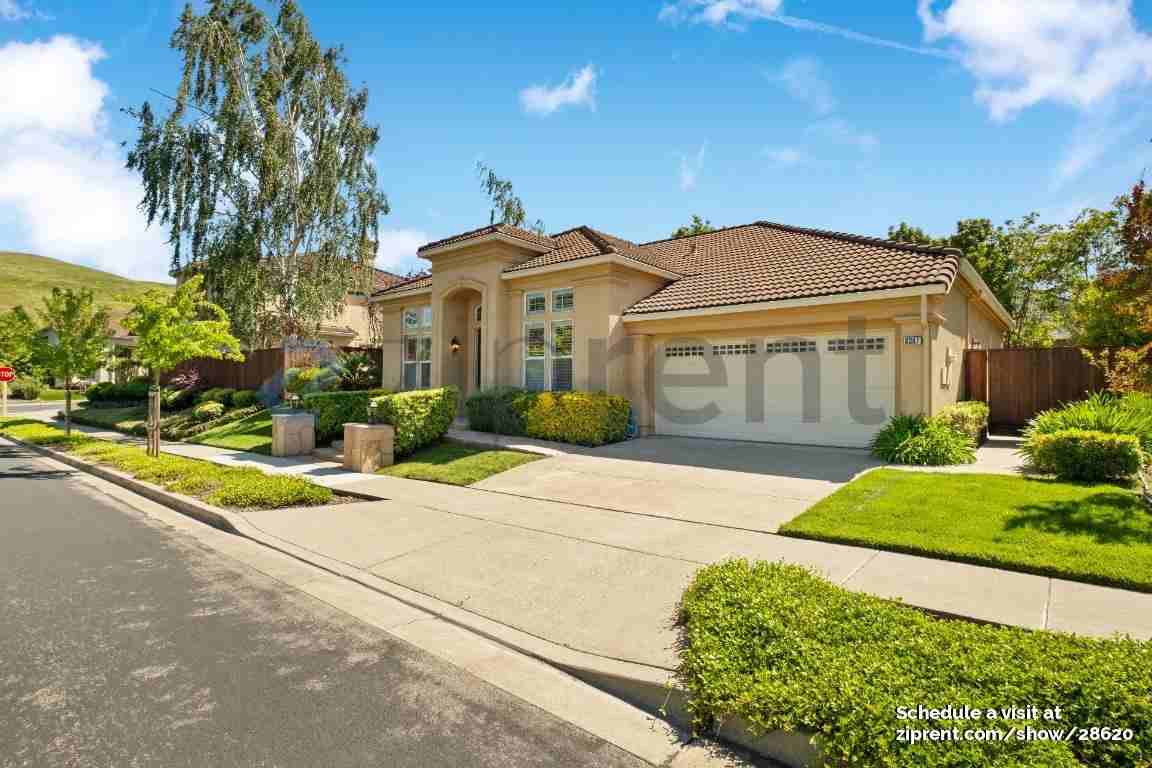 9307 Mediar Dr - Photo 2 of 34