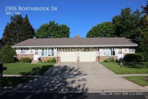 featured image of 2906 Northbrook Drive
