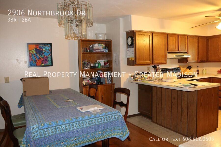 2906 Northbrook Drive - Photo 3 of 11