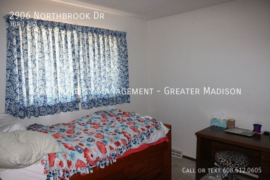 2906 Northbrook Drive - Photo 7 of 11