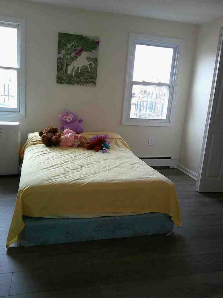 157 3rd St #3 - Photo 7 of 15