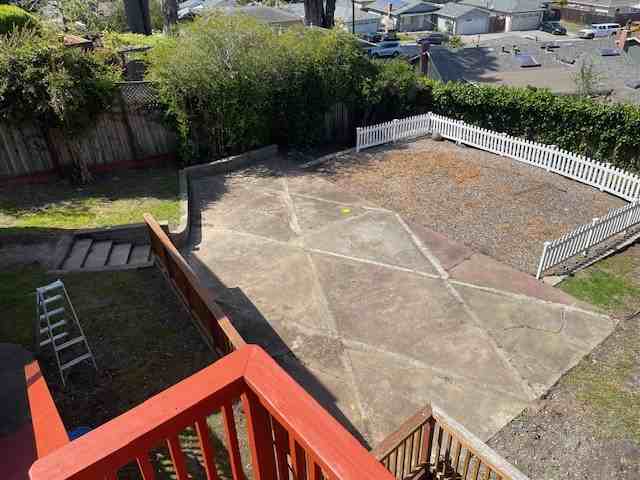 1037 Monte Verde Dr #NA - Photo 2 of 35