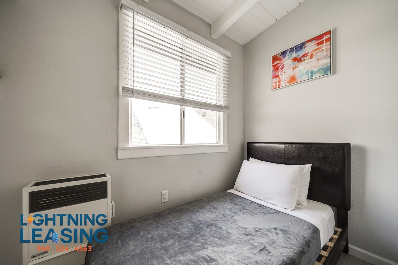 1858 Cordova St #104D - Photo 3 of 13