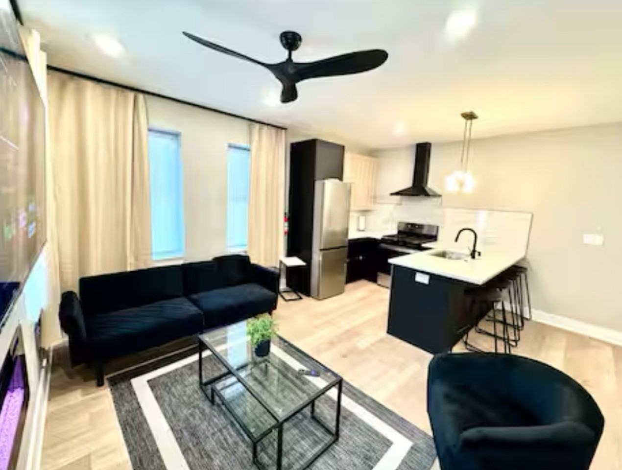 Lincoln Place Realty LLC - Photo 3 of 44